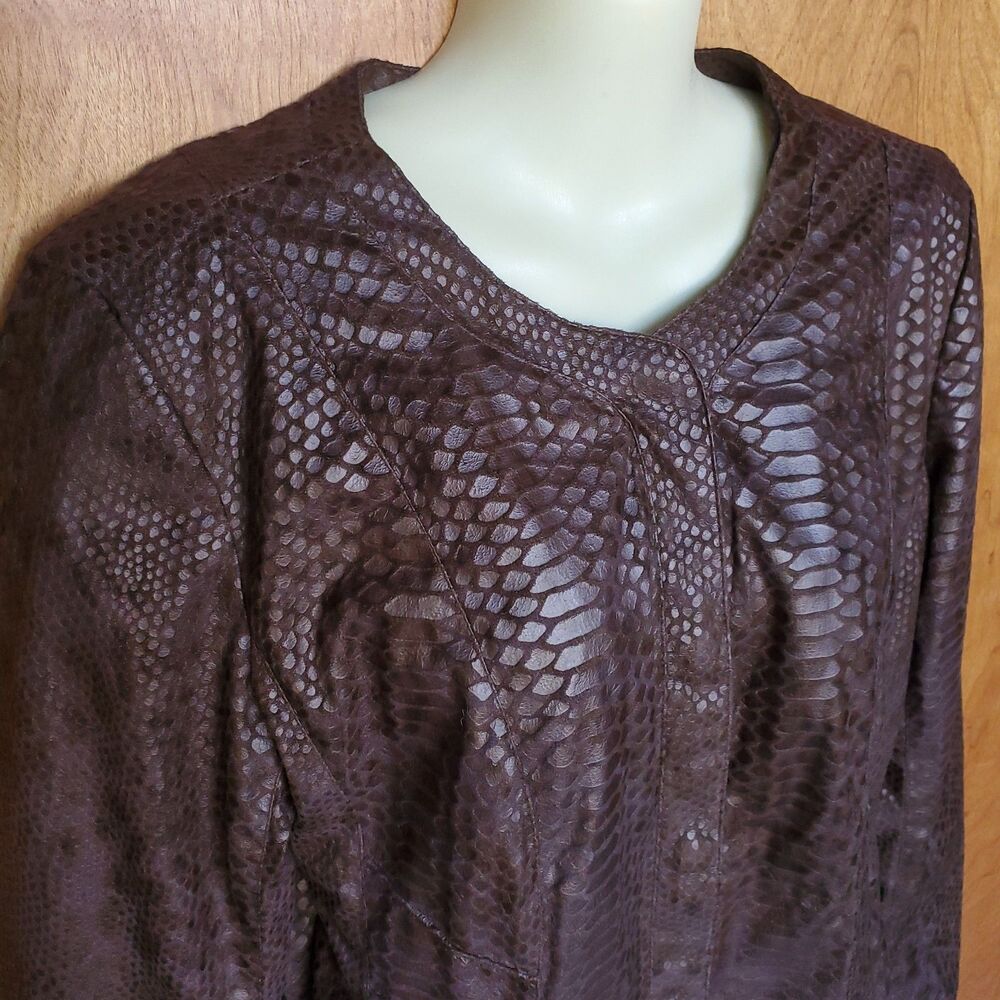 Dana Buchman Faux Snakeskin Jacket M Chocolate Brown Snake Reptile Snap Front
